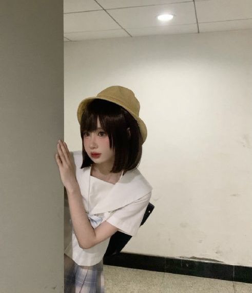 国产美女秀逼_剧情片高清完整版