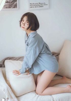 日韩美女内衣写真_剧情片在线手机播放